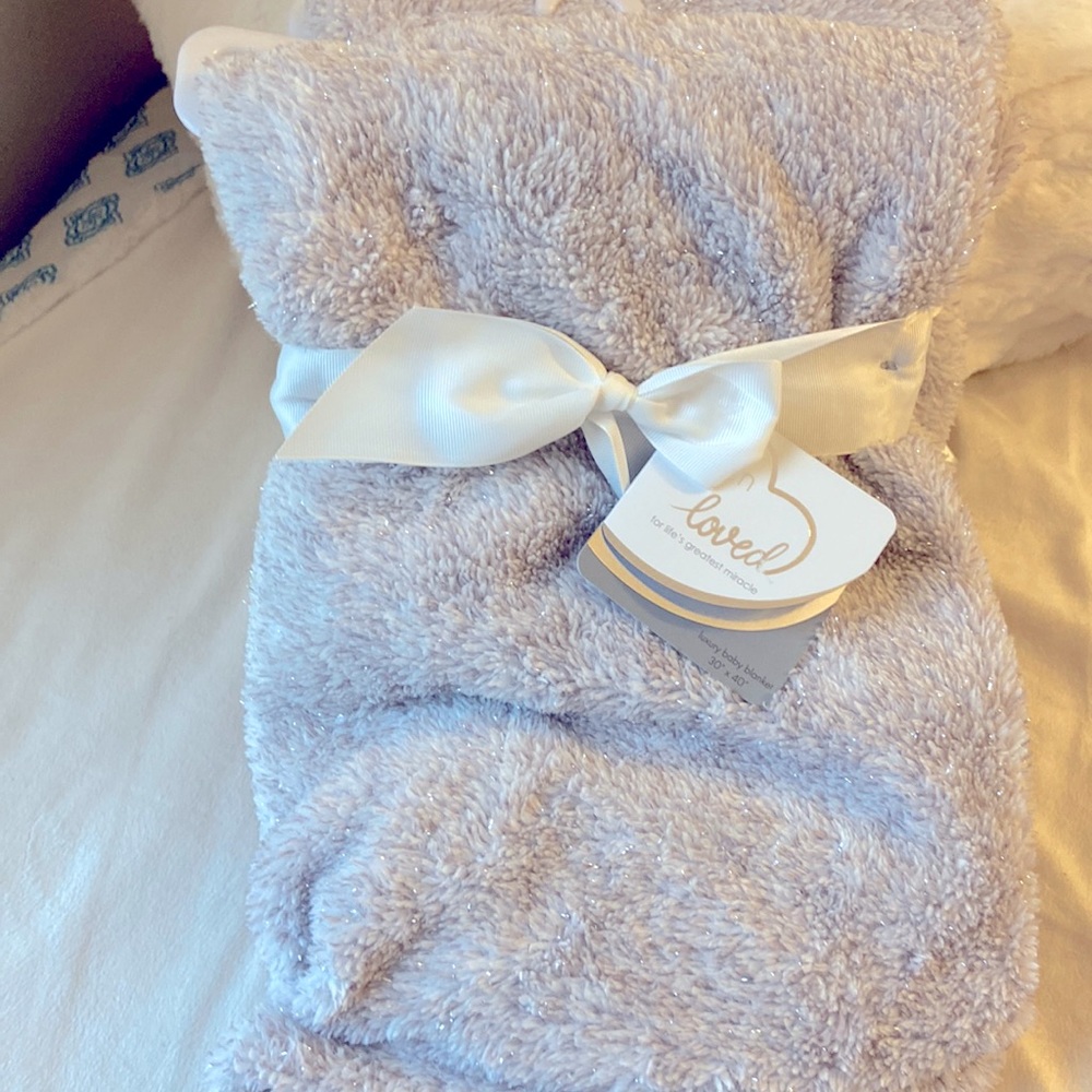 Born Loved Luxury Baby Blanket Gray 30 x 40 NWT  Also Makes a Great Gift!